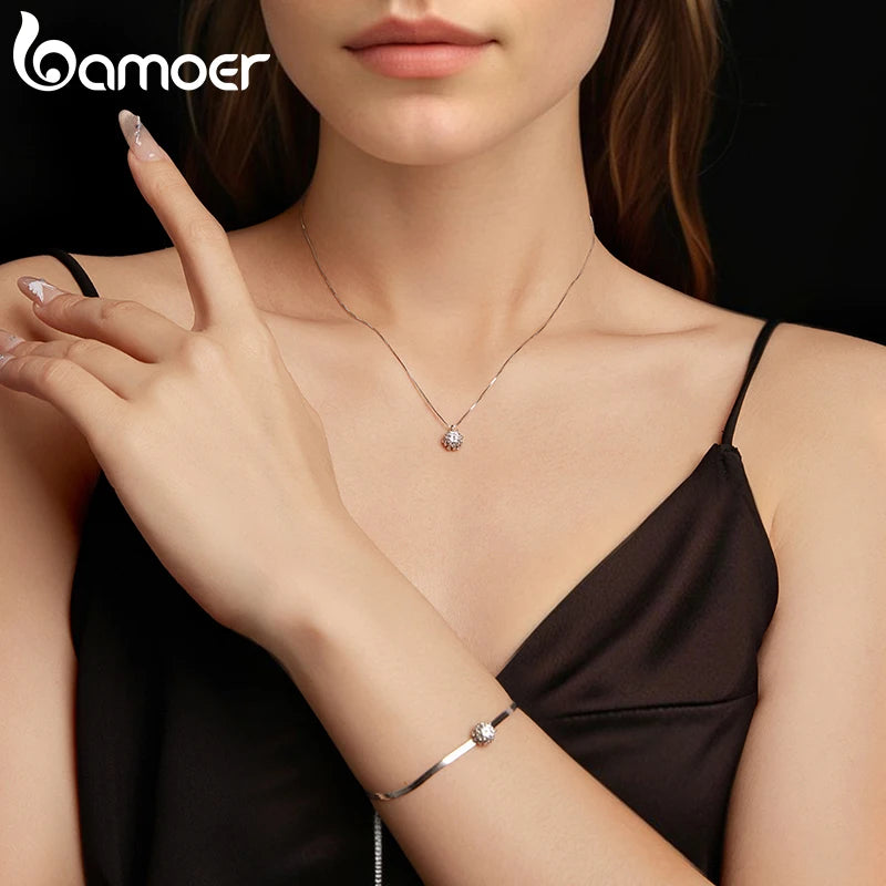 BAMOER 925 Sterling Silver 0.5CT Flower Buds Moissanite Bracelet Prong Setting Adjustable Snake Chain for Women Anniversary Gift